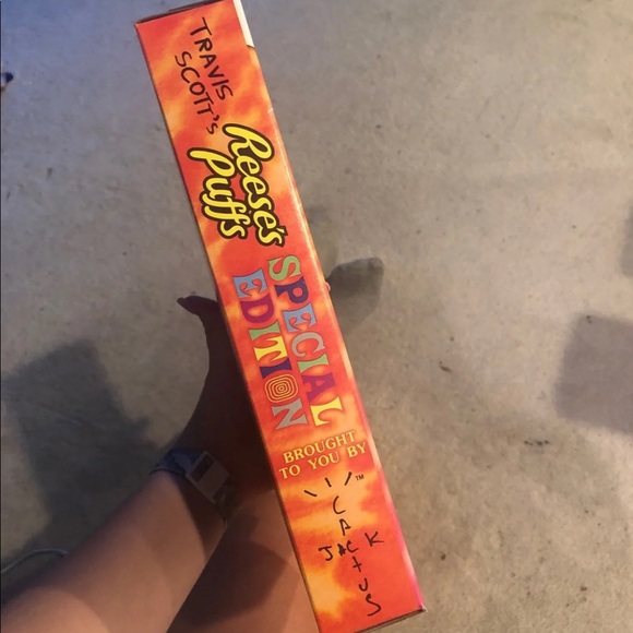 travis scott limited edition reese’s puffs cereal - Picture 3 of 3